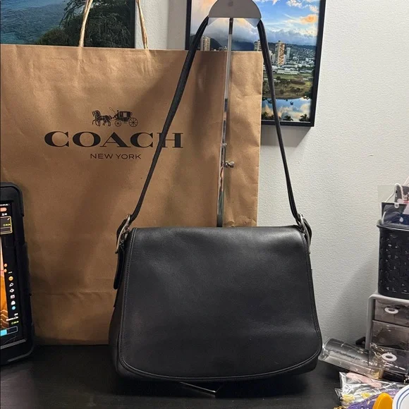 COACH Vintage Legacy Flap Bag - Picture 3 of 16